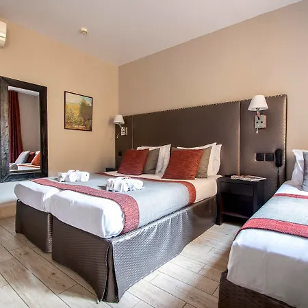 Migny Opera Montmartre 3*