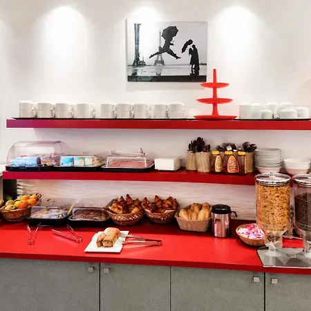 Migny Opéra Montmartre Hotel 3*