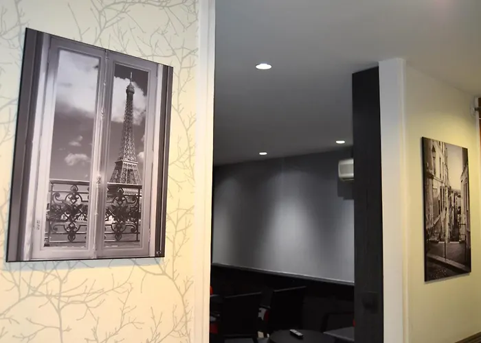 미그니 오페라 몽마르트르 호텔 3*