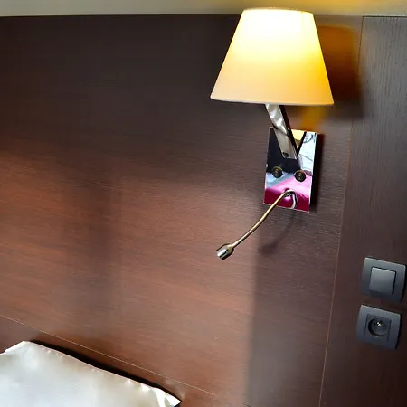 Hotel Migny Opéra Montmartre París
